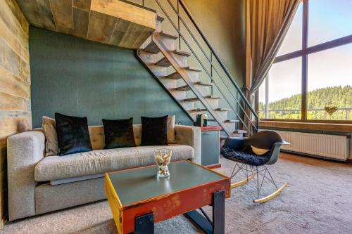 Imagen de la habitación del Hotel Grand Hotel Murgavets. Foto 18
