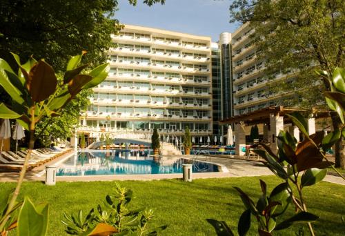 Imagen general del Hotel Grand Hotel Nirvana - All Inclusive. Foto 16