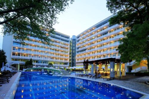 Imagen general del Hotel Grand Hotel Nirvana - All Inclusive. Foto 17