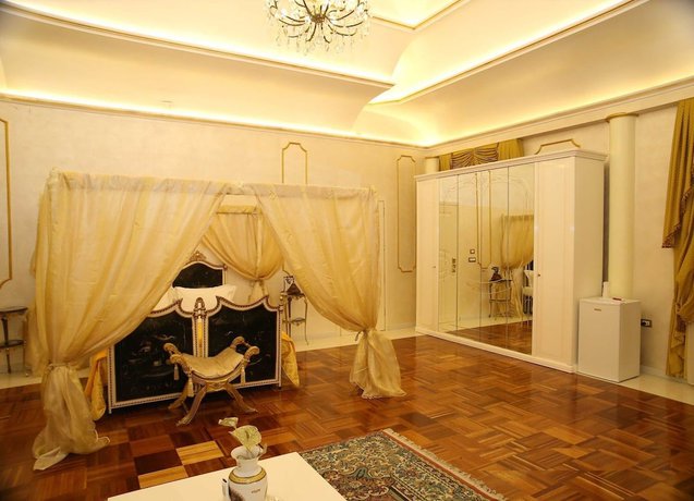 Imagen de la habitación del Hotel Grand Hotel Osman. Foto 8