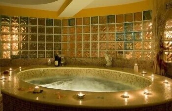 Imagen de la piscina del Hotel Grand Hotel Osman. Foto 18