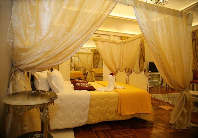 Imagen de la habitación del Hotel Grand Hotel Osman. Foto 14