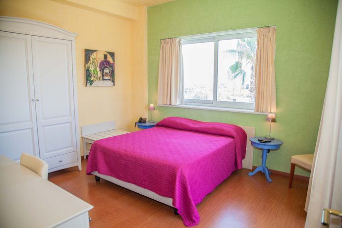 Imagen de la habitación del Hotel Grand Hotel Pacl&agrave;. Foto 13