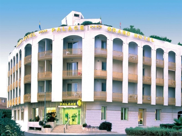 Imagen general del Hotel Grand Hotel Palace. Foto 5