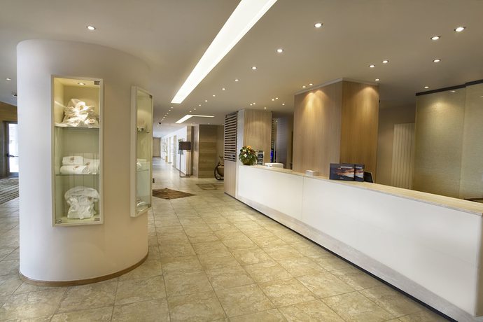 Imagen de los interiores del Hotel Grand Hotel Paradiso. Foto 16