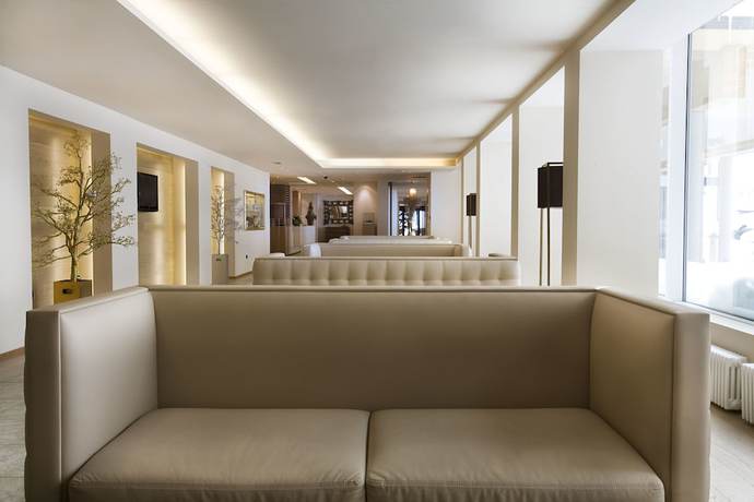 Imagen de los interiores del Hotel Grand Hotel Paradiso, Passo Tonale. Foto 20