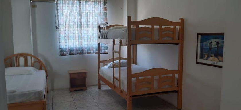Imagen de la habitación del Hotel Grand Hotel Paraiso Salinas. Foto 7