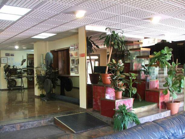 Imagen de los interiores del Hotel Grand Hotel Pavone. Foto 16