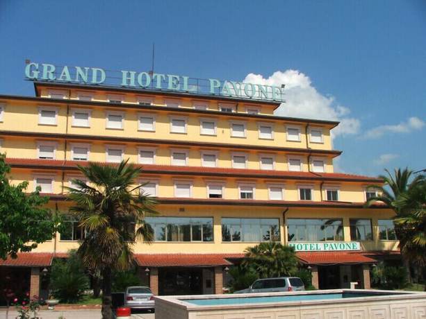 Imagen general del Hotel Grand Hotel Pavone. Foto 1
