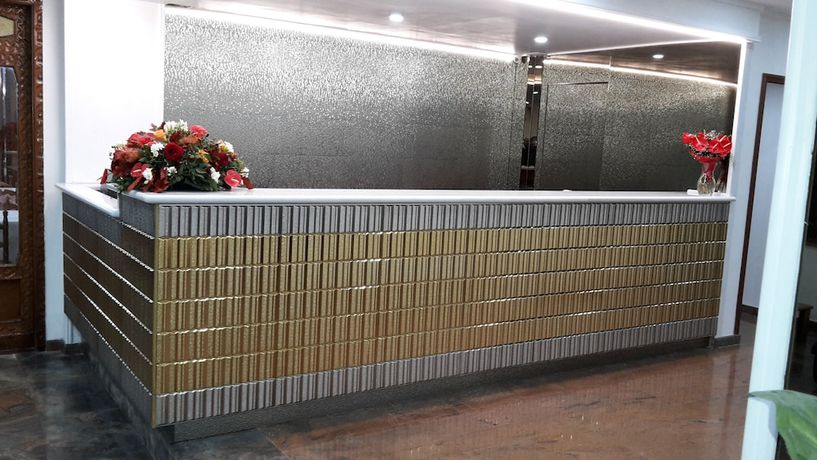 Imagen de los interiores del Hotel Grand Hotel Pavone. Foto 19
