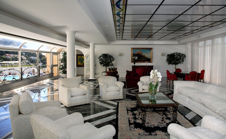 Imagen de los interiores del Hotel Grand Hotel Quisisana. Foto 15