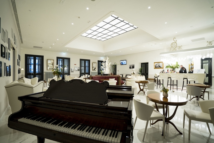 Imagen del bar/restaurante del Hotel Grand Hotel Salsomaggiore. Foto 8