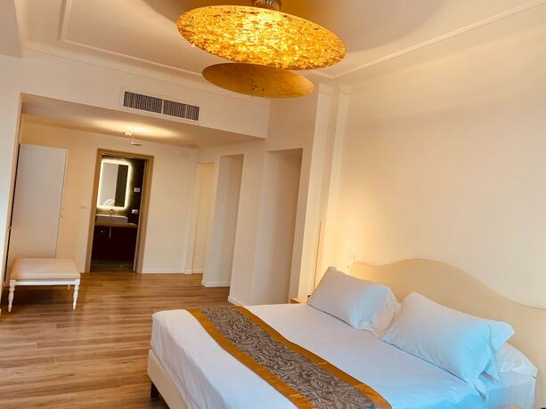 Imagen de la habitación del Hotel Grand Hotel San Lorenzo. Foto 18