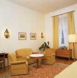 Imagen de la habitación del Hotel Grand Hotel Sauerhof. Foto 16
