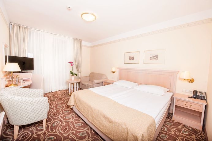 Imagen de la habitación del Hotel Grand Hotel Sava Superior. Foto 10
