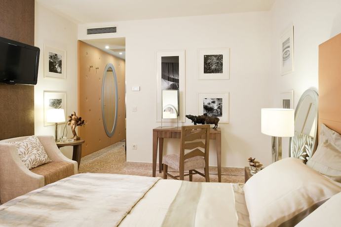 Imagen de la habitación del Hotel Grand Hotel Sava Superior. Foto 13