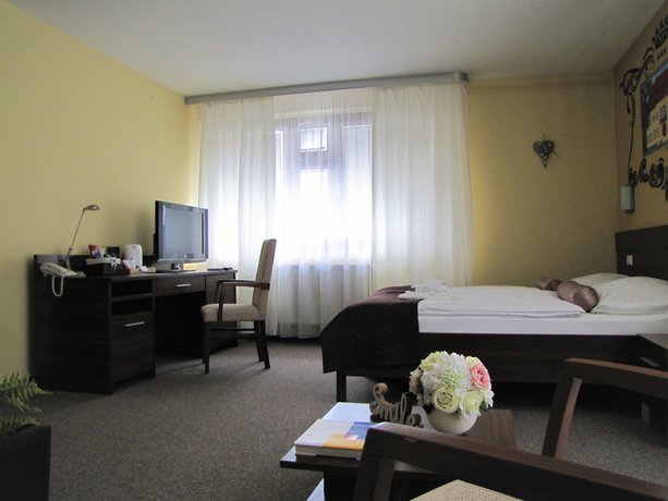 Imagen de la habitación del Hotel Grand Hotel Senica. Foto 4