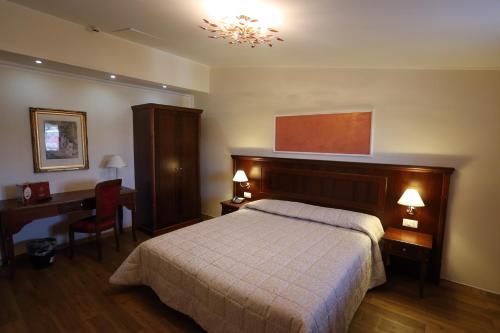 Imagen de la habitación del Hotel Grand Hotel Stella Maris Italia. Foto 16