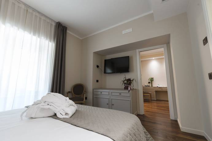 Imagen de la habitación del Hotel Grand Hotel Telese. Foto 4
