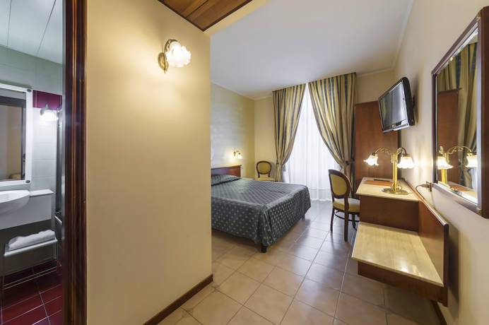Imagen de la habitación del Hotel Grand Hotel Telese. Foto 5