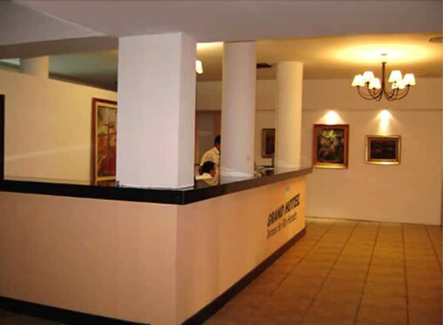 Imagen de los interiores del Hotel Grand Hotel, Termas de R&iacute;o Hondo. Foto 16