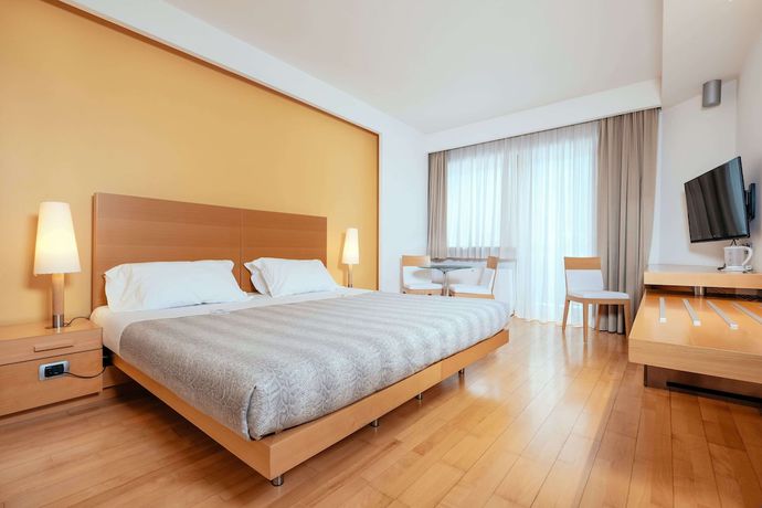 Imagen de la habitación del Hotel Grand Hotel Terme Di Comano. Foto 9