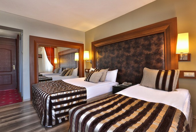 Imagen de la habitación del Hotel Grand Hotel Terme, Kırşehir. Foto 8