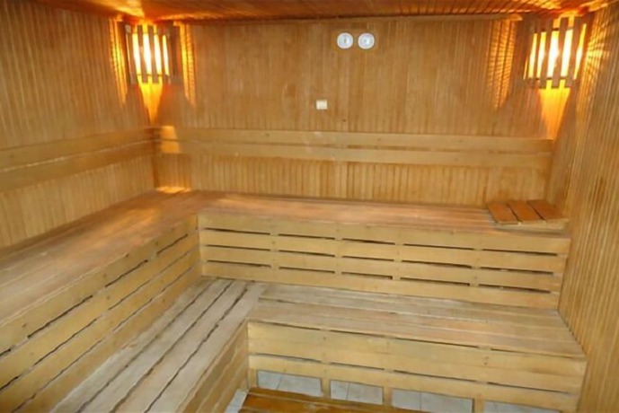 Imagen de la piscina del Hotel Grand Hotel Tesk. Foto 16