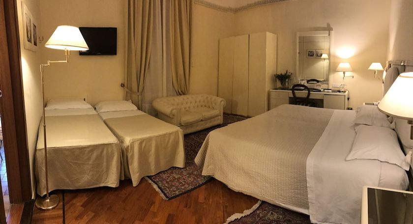 Imagen de la habitación del Hotel Grand Hotel Tettuccio. Foto 3