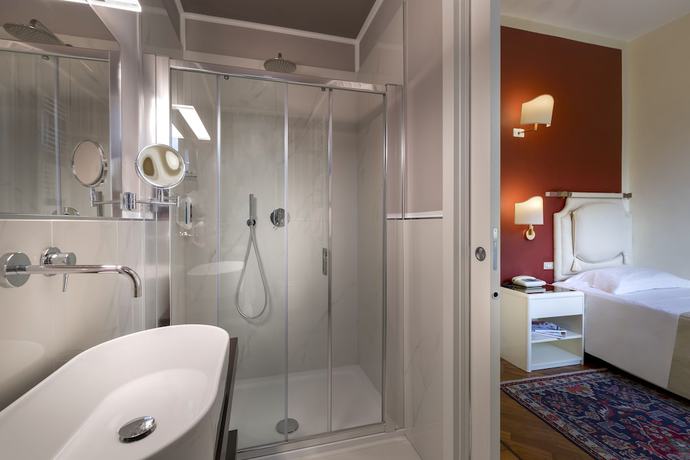 Imagen de la habitación del Hotel Grand Hotel Tettuccio. Foto 7