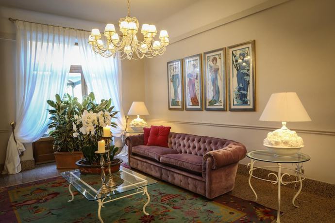 Imagen de la habitación del Hotel Grand Hotel Tettuccio. Foto 11