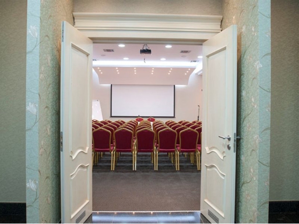 Imagen general del Hotel Grand Hotel, Tirana. Foto 4