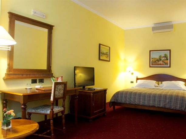 Imagen general del Hotel Grand Hotel, Tirana. Foto 8