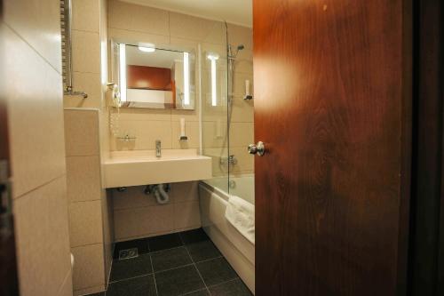 Imagen general del Hotel Grand Hotel Tuzla. Foto 3