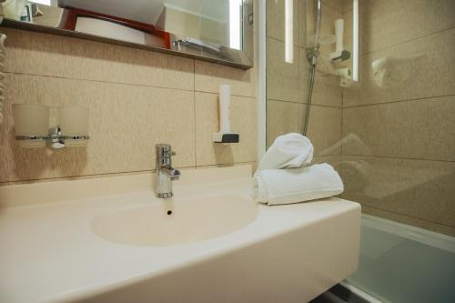 Imagen general del Hotel Grand Hotel Tuzla. Foto 6