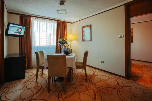 Imagen general del Hotel Grand Hotel Tuzla. Foto 13