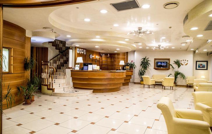 Imagen general del Hotel Grand Hotel Victoria. Foto 3