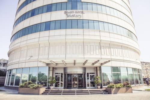 Imagen general del Hotel Grand Hotel Victory. Foto 12