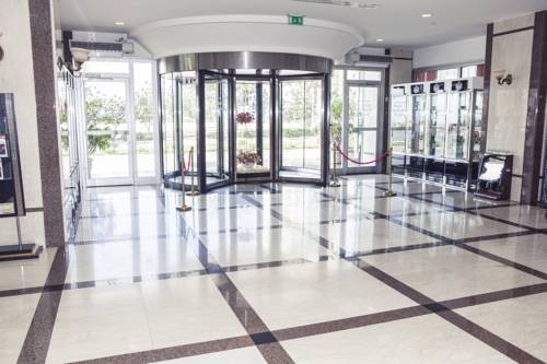 Imagen general del Hotel Grand Hotel Victory. Foto 13