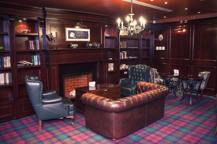 Imagen de los interiores del Hotel Grand Hotel Victory. Foto 16