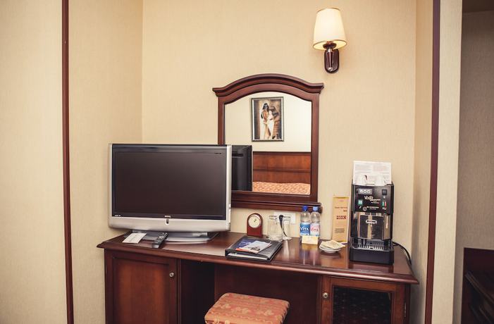 Imagen de la habitación del Hotel Grand Hotel Victory. Foto 9