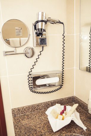 Imagen de la habitación del Hotel Grand Hotel Victory. Foto 10