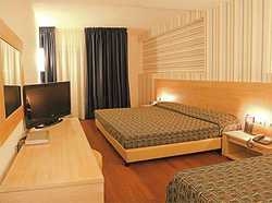 Imagen general del Hotel Grand Hotel Yachting Palace. Foto 7