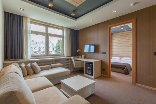 Imagen de la habitación del Hotel Grand Hotel & Spa. Foto 6