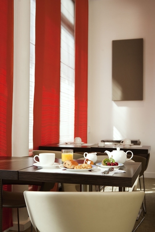 Imagen del bar/restaurante del Hotel Grand Hotel des Brotteaux Lyon Ctre - Handwritten Collection. Foto 4