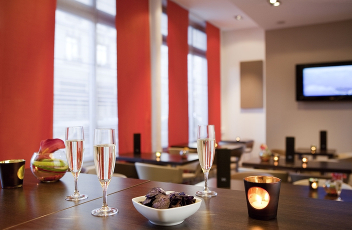 Imagen del bar/restaurante del Hotel Grand Hotel des Brotteaux Lyon Ctre - Handwritten Collection. Foto 6