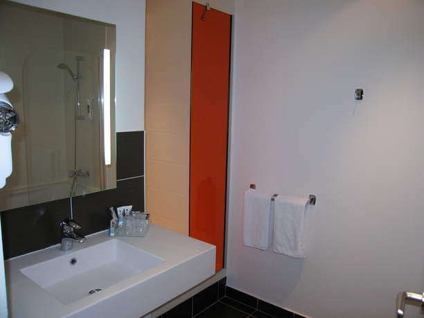 Imagen de la habitación del Hotel Grand Hotel des Brotteaux Lyon Ctre - Handwritten Collection. Foto 15