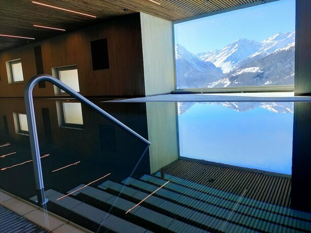 Imagen general del Hotel Grand Hotel du Cervin Wellness hostel. Foto 10