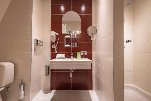 Imagen de la habitación del Hotel Grand Hotel en R&eacute;sidence De Draak. Foto 6