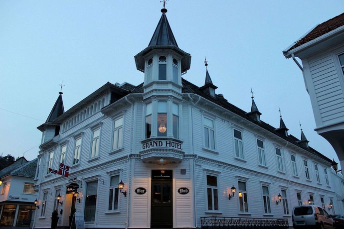 Imagen general del Hotel Grand Hotell Flekkefjord. Foto 1
